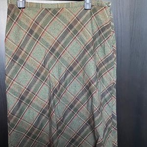 plaid skirt
